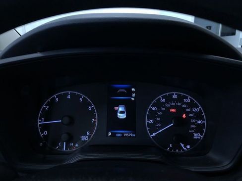 Used 2025 Toyota Corolla LE image 30