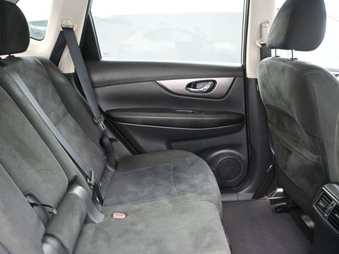 Used 2015 Nissan Rogue SV AWD/4WD image 20