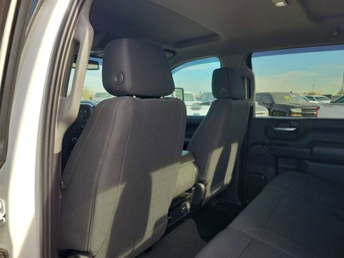 Used 2022 Chevrolet Silverado 2500 Custom w/ Gooseneck/5TH Wheel Package image 12