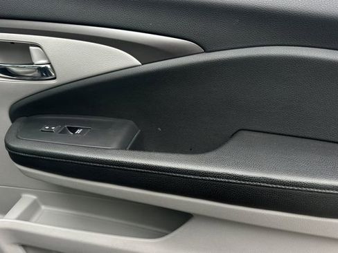 Used 2016 Honda Pilot EX-L image 23