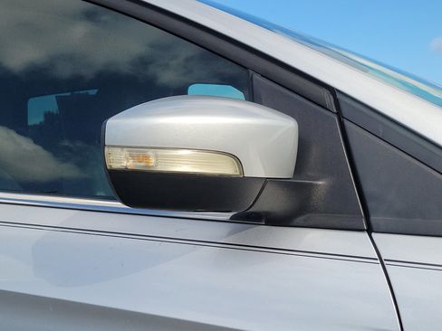 Used 2015 Ford Escape Titanium image 8