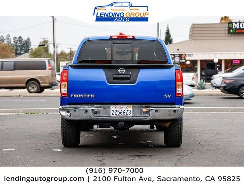 Used 2014 Nissan Frontier SV w/ SV Value Truck Package image 3