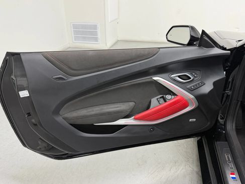 Used 2022 Chevrolet Camaro ZL1 RWD image 26