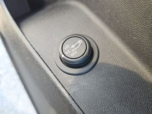 Used 2019 Chevrolet Equinox LT image 35