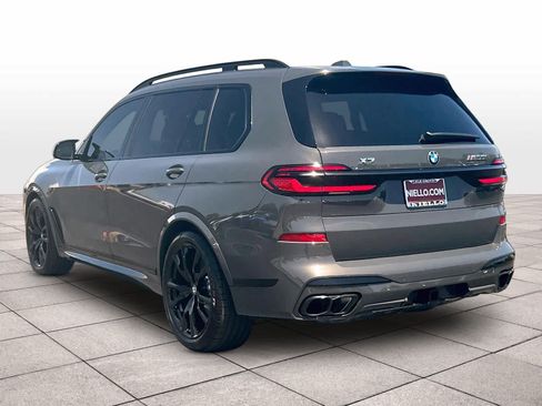 Used 2026 BMW X7 M60i AWD/4WD image 7