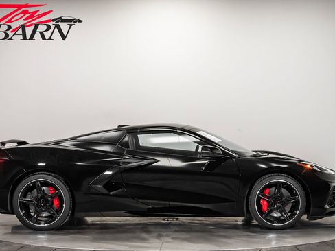 Used 2024 Chevrolet Corvette Stingray w/ Z51 Performance Package image 14