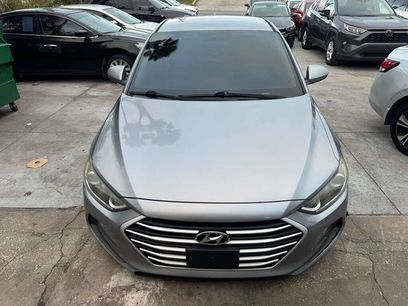 Used 2017 Hyundai Elantra SE