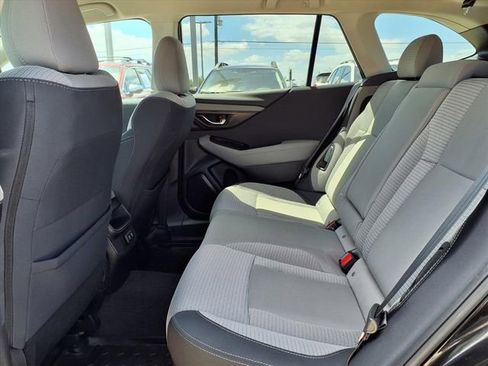 Used 2021 Subaru Outback Premium image 8