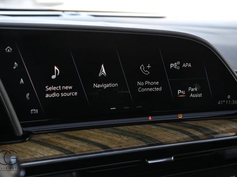 Used 2021 Cadillac Escalade ESV Premium Luxury Platinum image 42