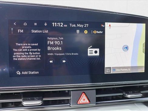 New 2025 Hyundai Elantra Limited image 18