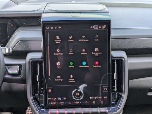 Used 2025 GMC Yukon XL AT4 Ultimate w/ LPO, Floor Liner Package AWD/4WD image 23