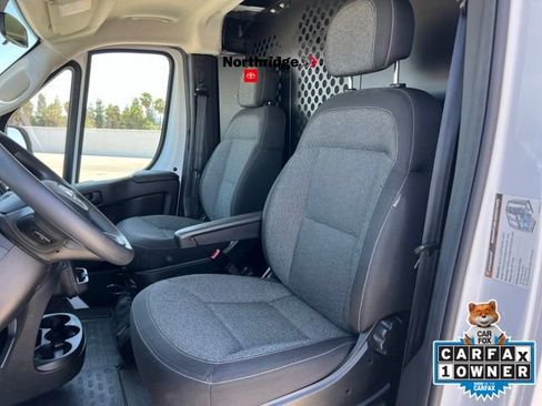 Used 2025 RAM ProMaster 2500 w/ U-Haul Equipment Group FWD image 15