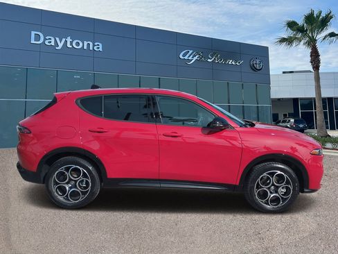 New 2025 Alfa Romeo Tonale image 2