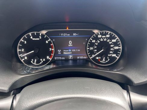 Used 2023 Nissan Altima 2.5 SV FWD image 11
