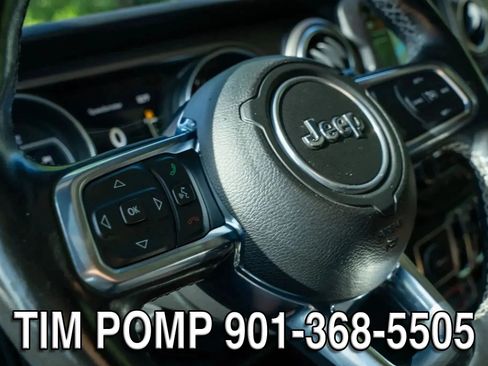 Used 2020 Jeep Gladiator Rubicon AWD/4WD image 24