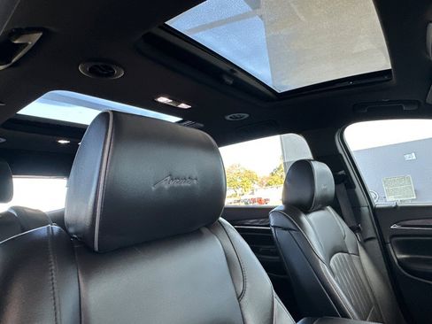 Used 2023 Buick Enclave Avenir w/ Avenir Technology Package image 22
