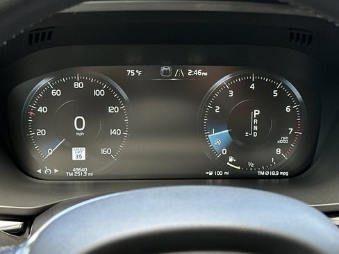 Used 2020 Volvo XC60 T5 Momentum w/ Protection Package Premier FWD image 22