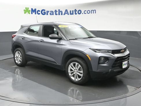 Used 2022 Chevrolet TrailBlazer LS AWD/4WD image 2