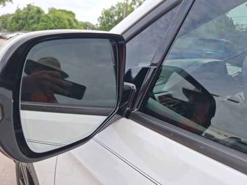 Used 2021 Honda Pilot Black Edition image 14