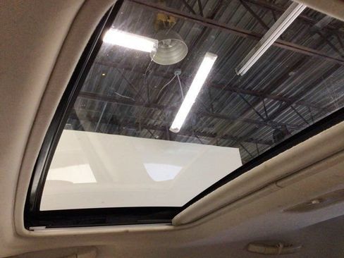 Used 2014 Lexus CT 200h FWD image 16