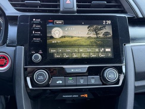 Used 2020 Honda Civic Sport image 23