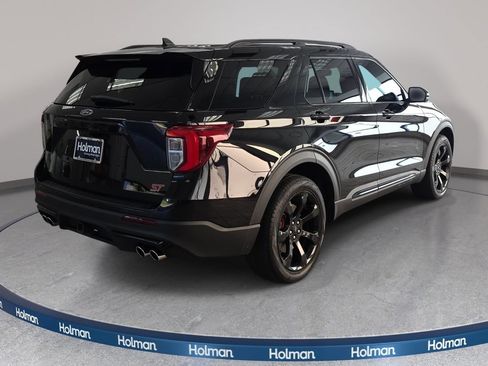 Certified 2022 Ford Explorer ST w/ Equipment Group 401A AWD/4WD image 5