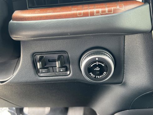 New 2026 Lincoln Navigator L Black Label AWD/4WD image 15