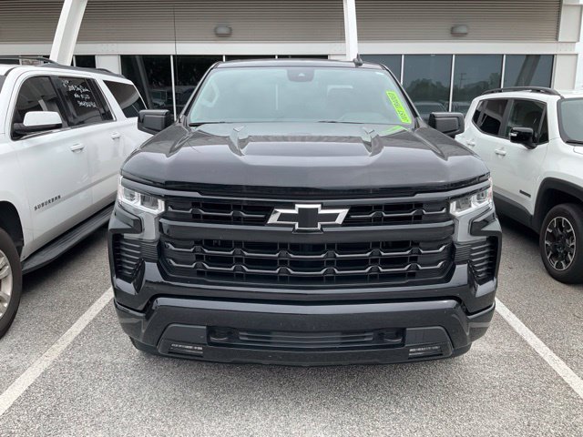 Used 2024 Chevrolet Silverado 1500 RST w/ Z71 Off-Road Package AWD/4WD image 2