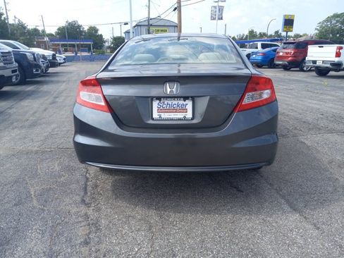 Used 2013 Honda Civic LX image 2