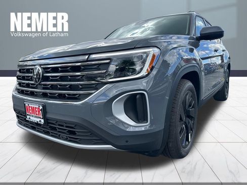 New 2026 Volkswagen Atlas SE AWD/4WD image 1