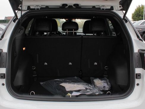 New 2026 Jeep Compass Limited image 16