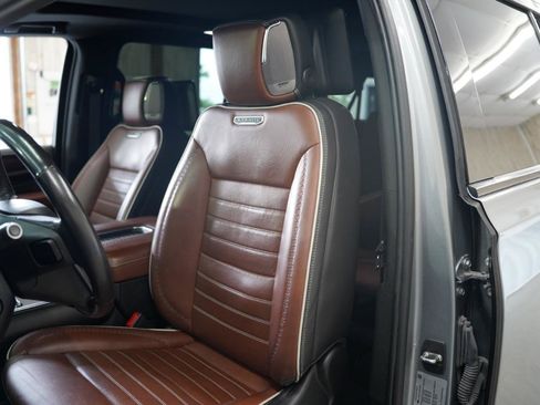 Used 2023 GMC Yukon XL Denali Ultimate AWD/4WD image 26