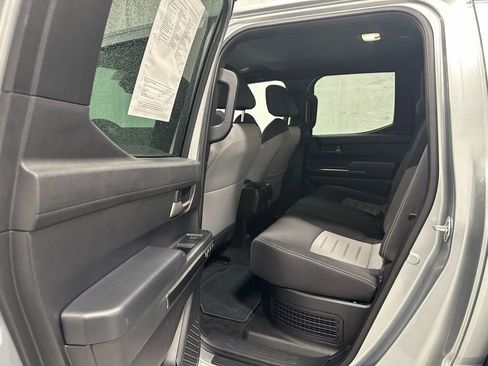 Used 2025 Toyota Tacoma TRD Off-Road w/ TRD Off Road Upgrade Package image 41