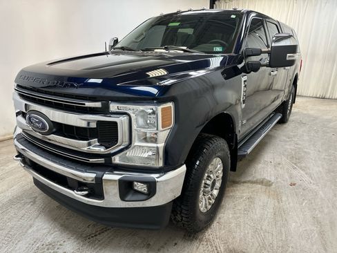 Used 2021 Ford F350 XLT w/ XLT Premium Package image 11