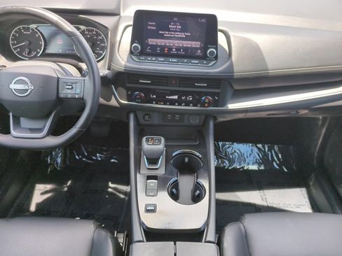 Certified 2025 Nissan Rogue SV w/ SV Premium Package FWD image 15