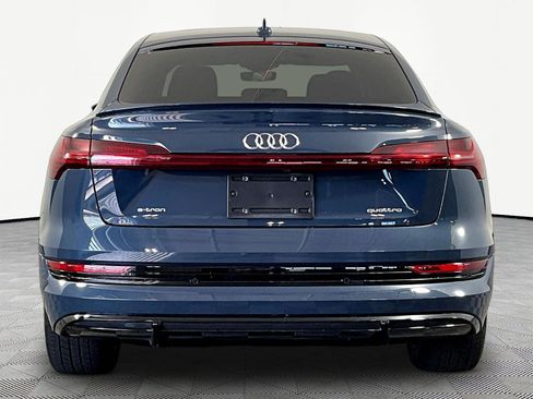 Used 2022 Audi e-tron Premium Plus w/ Premium Plus Package AWD/4WD image 5