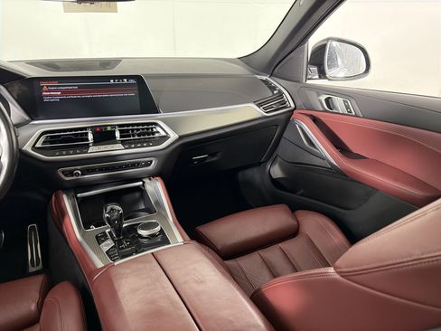 Used 2021 BMW X6 xDrive40i w/ M Sport Package image 42