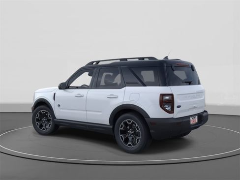 New 2025 Ford Bronco Sport Outer Banks image 4