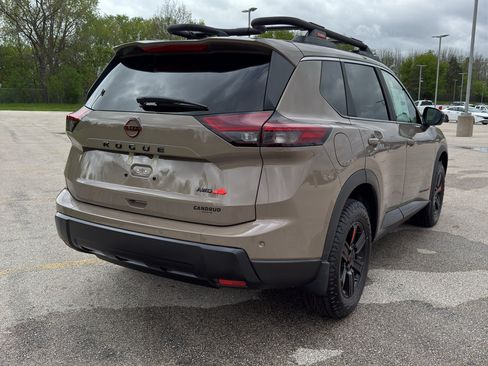 New 2026 Nissan Rogue SV AWD/4WD image 5