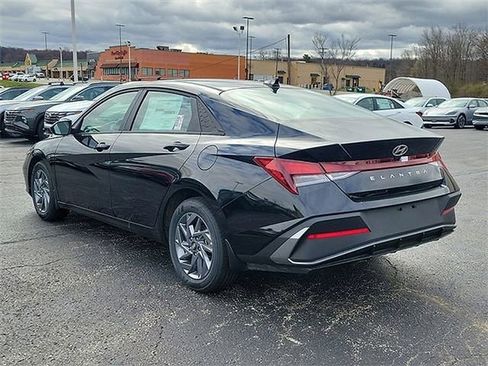 New 2026 Hyundai Elantra Sport FWD image 3