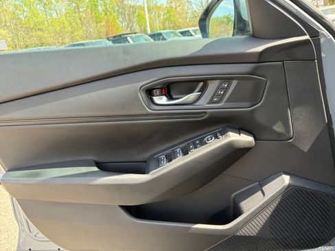 Used 2023 Honda Accord EX-L image 36