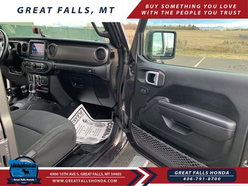 Used 2021 Jeep Wrangler Unlimited Sport image 29