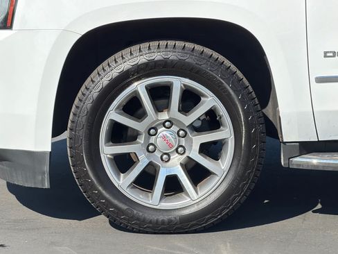 Used 2020 GMC Yukon XL Denali RWD image 59