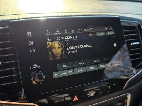 Used 2022 Honda Pilot TrailSport image 21