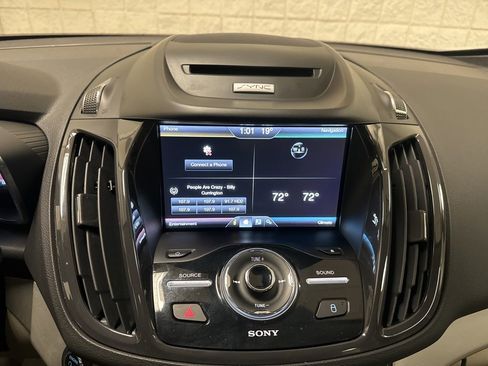 Used 2015 Ford C-MAX Energi SEL w/ Equipment Group 302A image 22