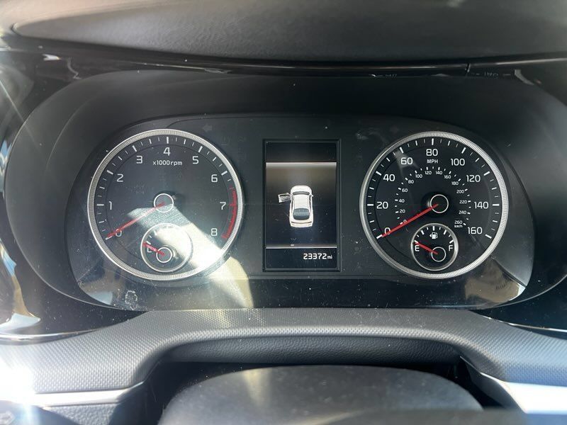 Used 2023 Kia K5 LXS FWD image 4
