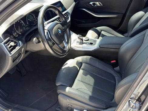 Used 2019 BMW 330i Sedan w/ Convenience Package RWD image 6