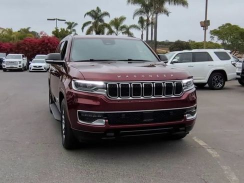 Used 2023 Jeep Wagoneer L 4WD w/ HD Trailer Tow Package image 4
