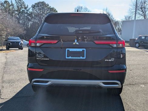 New 2025 Mitsubishi Outlander SE image 4