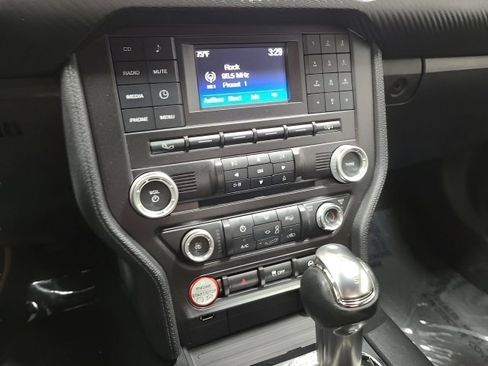 Used 2015 Ford Mustang Coupe w/ Equipment Group 051A RWD image 27